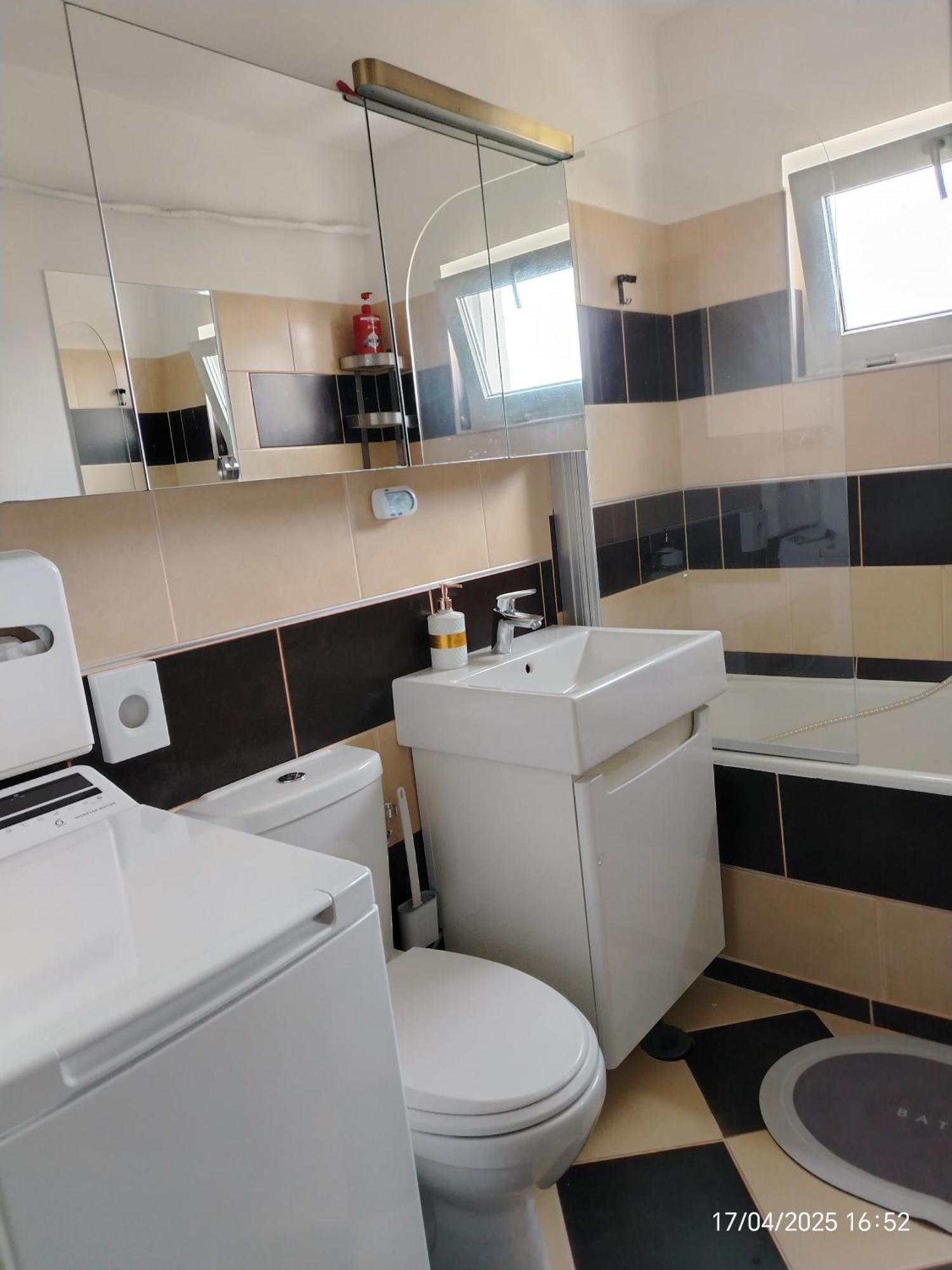 Arka Apartment Craiova Exterior photo